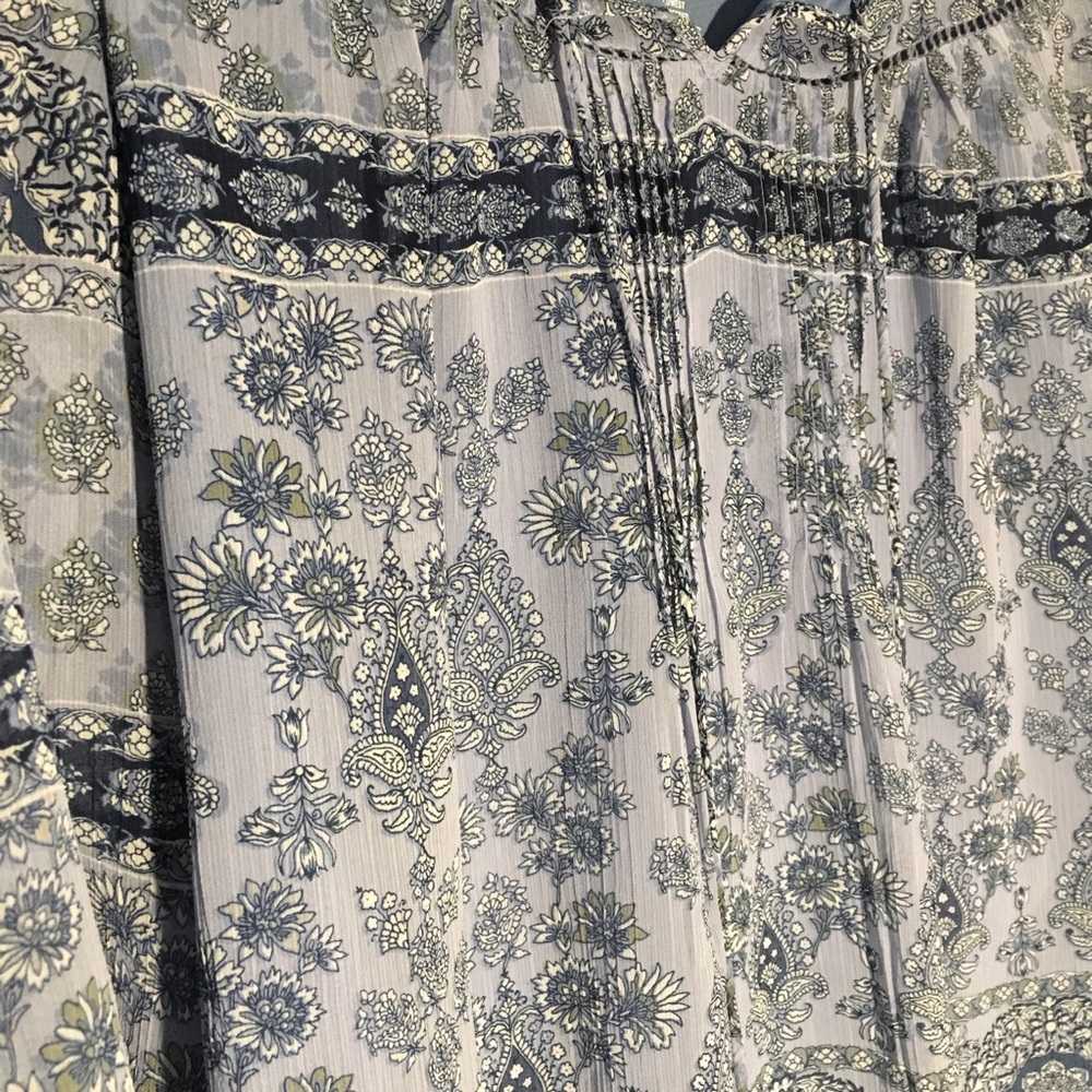 Blue patterned blouse - Picture 3 of 4